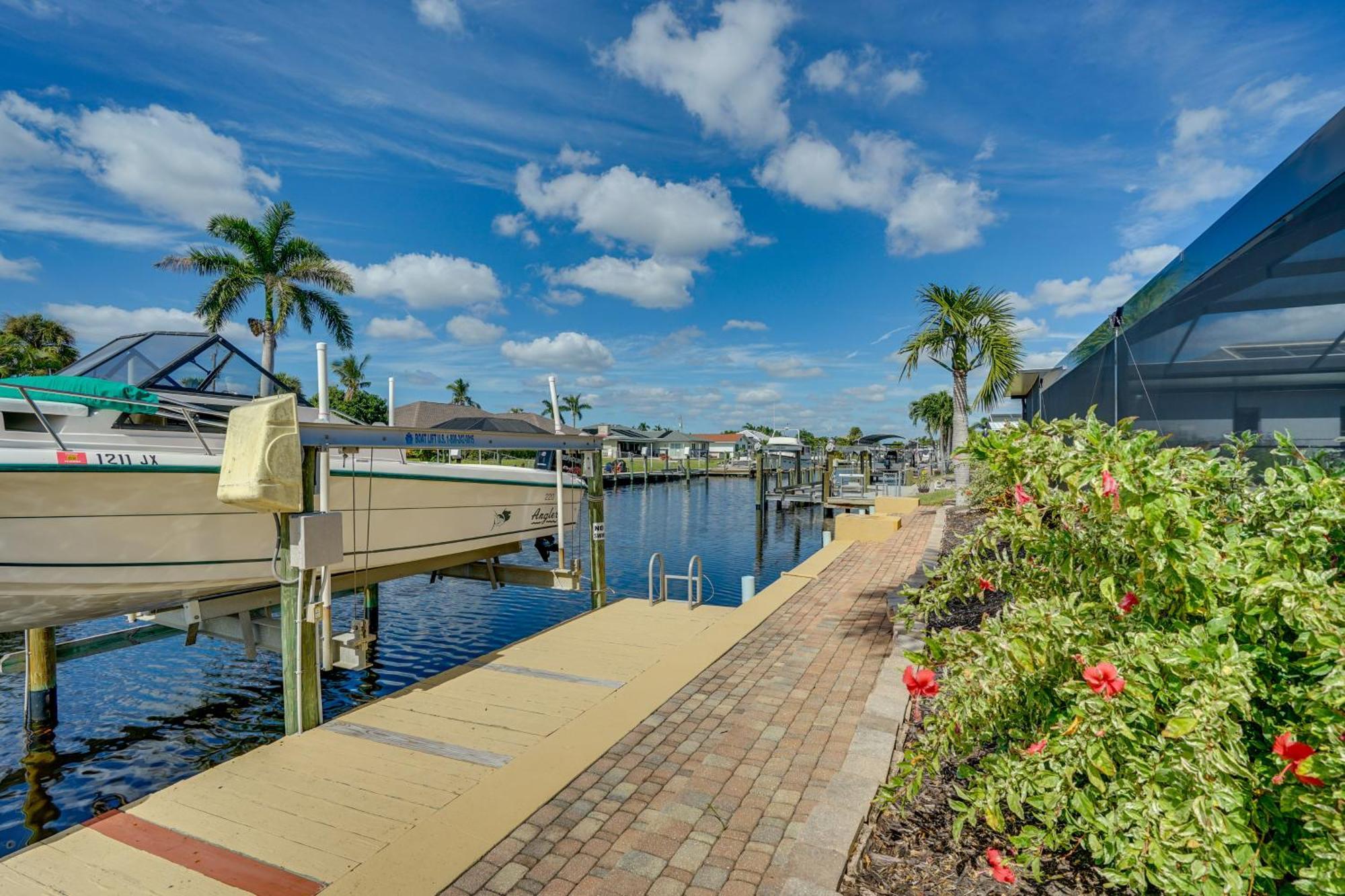 Beachy Cape Coral Home - Swim, Fish, Boat! Esterno foto